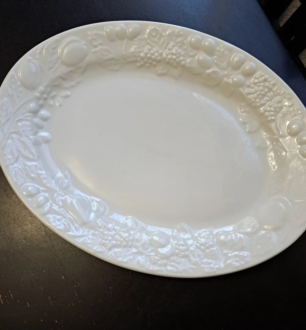 Gibson China Turkey Platter   Size 13